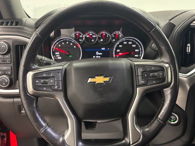 Used 2022 Chevrolet Silverado 1500 LT AWD/4WD image 21