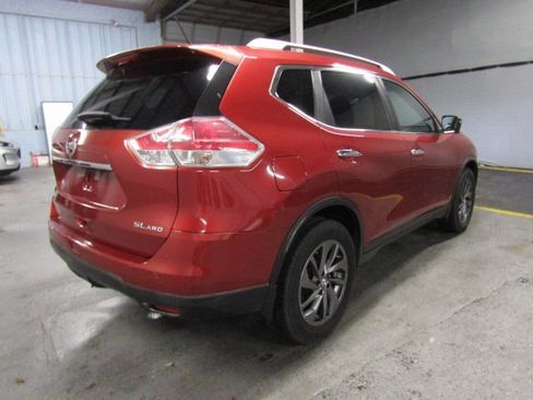 Used 2016 Nissan Rogue SL image 5