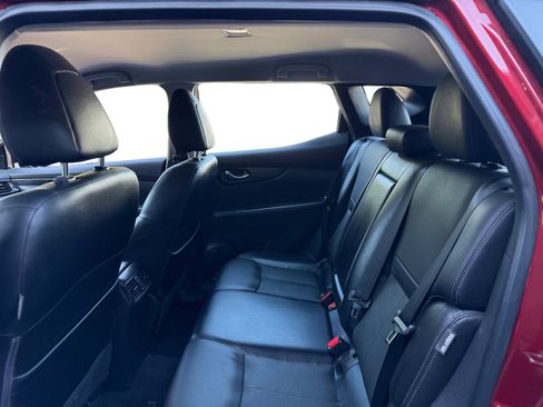 Used 2022 Nissan Rogue Sport SL AWD/4WD image 11