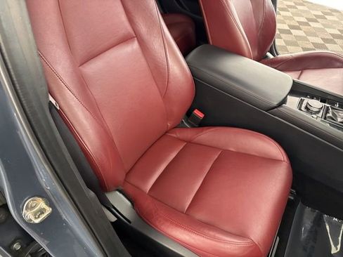 Used 2023 MAZDA MAZDA3 s image 30