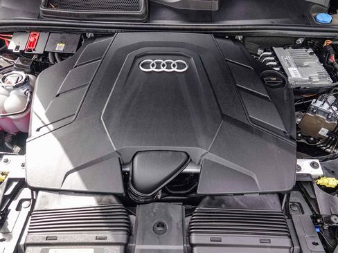 Used 2021 Audi Q7 3.0T Prestige image 26