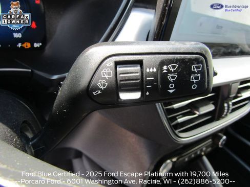 Certified 2025 Ford Escape Platinum AWD/4WD image 33