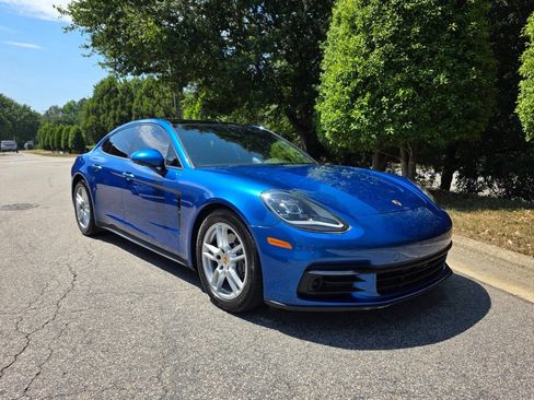 Used 2018 Porsche Panamera 4 AWD/4WD image 7