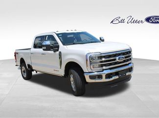 New 2026 Ford F250 King Ranch w/ Chrome Package AWD/4WD video 2
