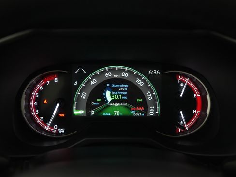 Used 2025 Toyota RAV4 XLE Premium w/ Weather Package AWD/4WD image 26