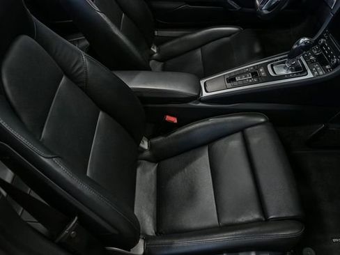 Used 2017 Porsche 911 Carrera image 32