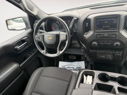 Used 2024 Chevrolet Silverado 1500 W/T w/ Z71 Off-Road Package AWD/4WD image 11
