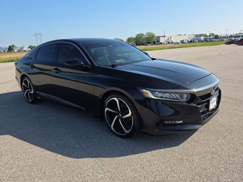 Used 2019 Honda Accord Sport image 15