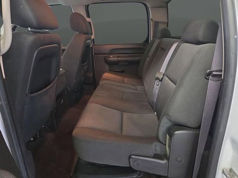 Used 2014 GMC Sierra 3500 SLE image 29