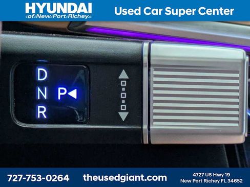 Used 2025 Hyundai Santa Fe Limited FWD image 44