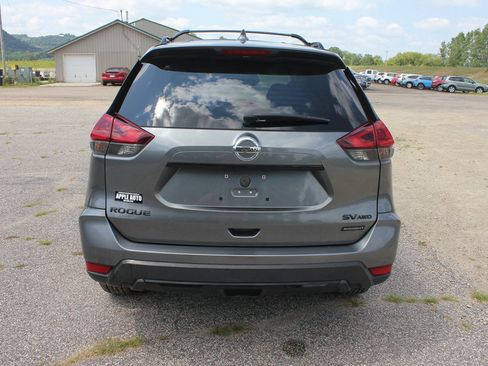 Used 2018 Nissan Rogue SV AWD/4WD image 11