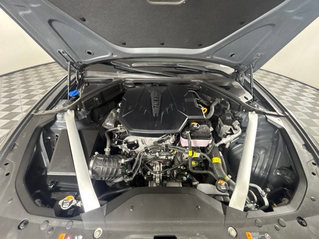 Used 2025 Genesis G70 2.5T RWD image 24