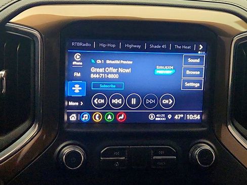 Used 2021 Chevrolet Silverado 1500 High Country w/ Technology Package image 18