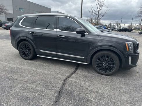 Used 2022 Kia Telluride SX w/ SX Prestige Package image 2