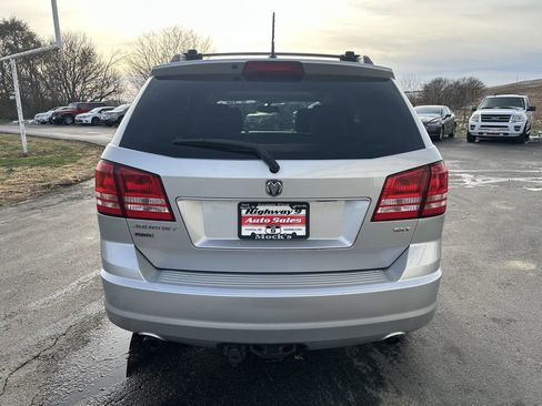 Used 2009 Dodge Journey SXT w/ Premium Convenience Group image 4
