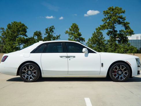 Used 2022 Rolls-Royce Ghost Black Badge AWD/4WD image 16