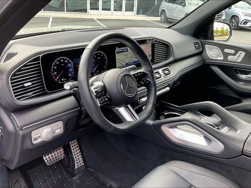 Certified 2024 Mercedes-Benz GLS 450 4MATIC image 11