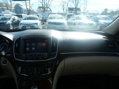 Used 2015 Buick Regal Premium image 13