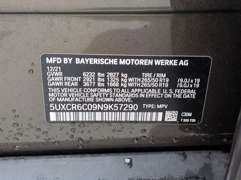 Used 2022 BMW X5 xDrive40i w/ Premium Package AWD/4WD image 32