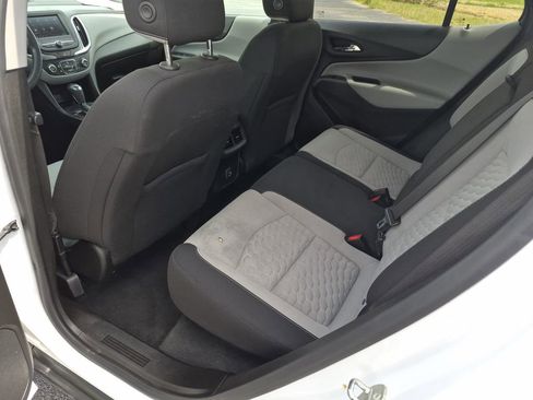 Used 2021 Chevrolet Equinox LT FWD image 15