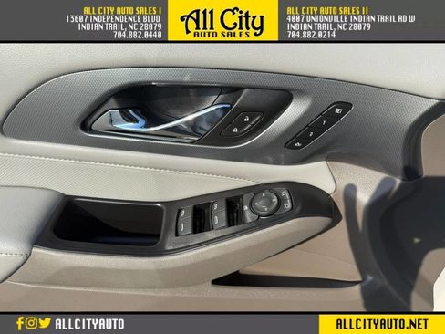 Used 2018 Chevrolet Traverse Premier image 30