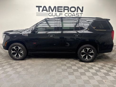 Used 2025 GMC Yukon AT4 w/ AT4 Premium Package AWD/4WD image 6