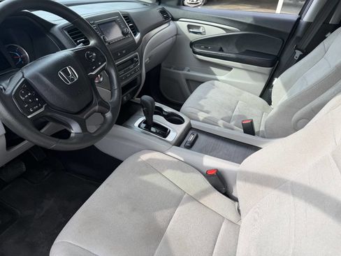 Used 2019 Honda Pilot LX image 17