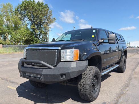 Used 2009 GMC Sierra 2500 W/T AWD/4WD image 4