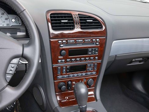 Used 2002 Ford Thunderbird RWD image 22