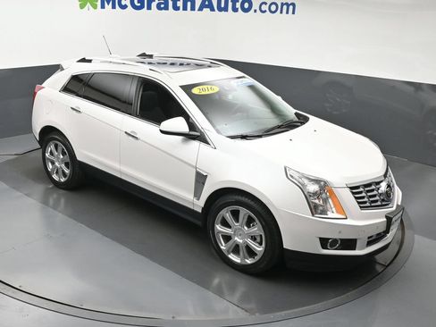 Used 2016 Cadillac SRX Performance w/ Driver Awareness Package AWD/4WD image 3