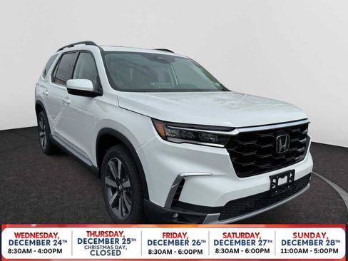 New 2025 Honda Pilot Touring image 22