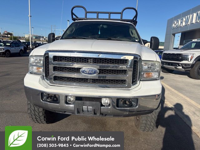 Used 2005 Ford F250 Lariat AWD/4WD image 2