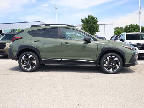New 2026 Subaru Crosstrek 2.5i Limited w/ Crosstrek Mirror Package AWD/4WD image 4