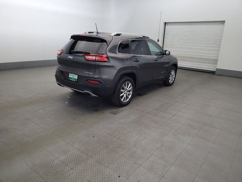 Used 2018 Jeep Cherokee Limited AWD/4WD image 9