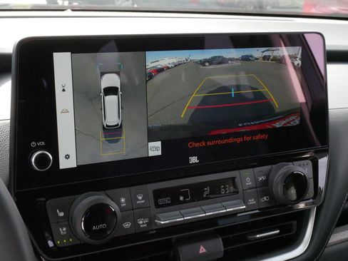 Certified 2025 Toyota Grand Highlander AWD Hybrid image 31