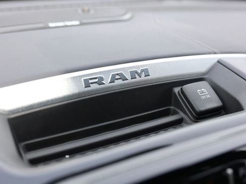 Used 2021 RAM 1500 Laramie AWD/4WD image 26