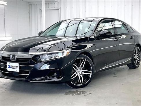 Certified 2021 Honda Accord Touring image 2