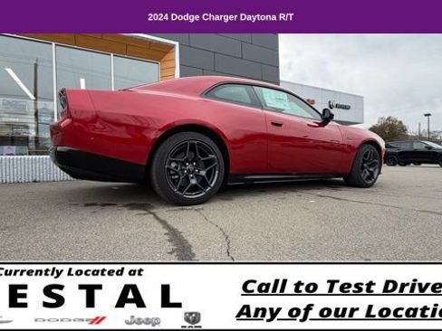 Used 2024 Dodge Charger Daytona R/T w/ Plus Group AWD/4WD image 10
