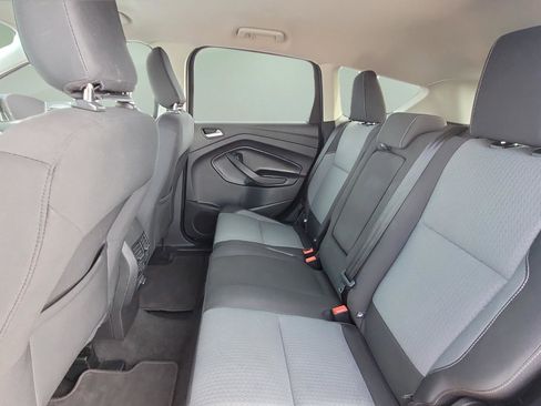 Used 2018 Ford Escape SE FWD image 16