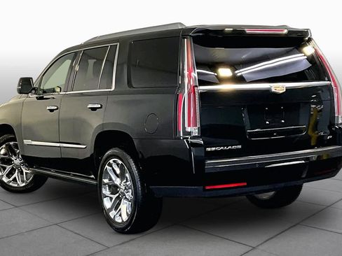Used 2015 Cadillac Escalade Platinum AWD/4WD image 11