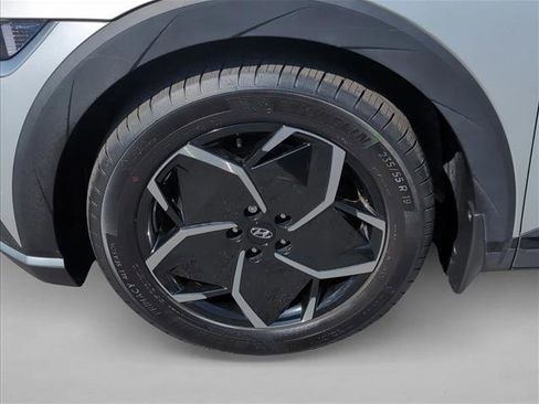 Certified 2024 Hyundai Ioniq 5 SEL image 25