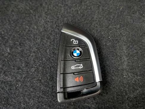 Used 2024 BMW X3 sDrive30i w/ M Sport Package RWD image 83