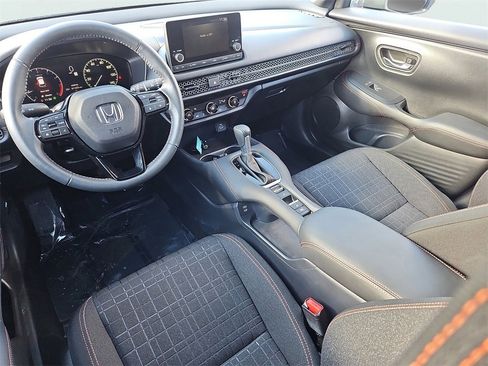 Certified 2024 Honda HR-V Sport image 11