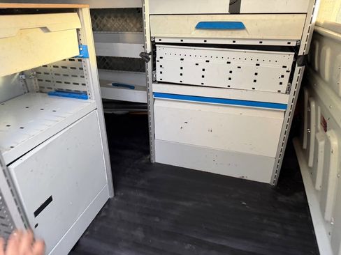 Used 2014 Chevrolet Express 2500 image 8