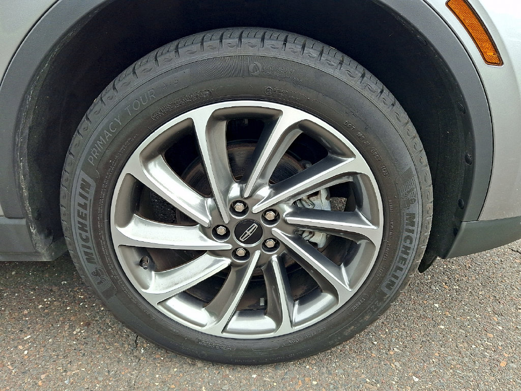 Used 2023 Lincoln Corsair AWD w/ Equipment Group 101A image 11