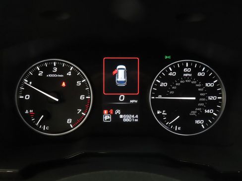 Certified 2025 Subaru Outback Premium image 13