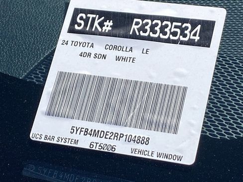 Certified 2024 Toyota Corolla LE image 27