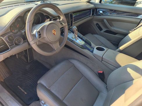 Used 2013 Porsche Panamera S image 33