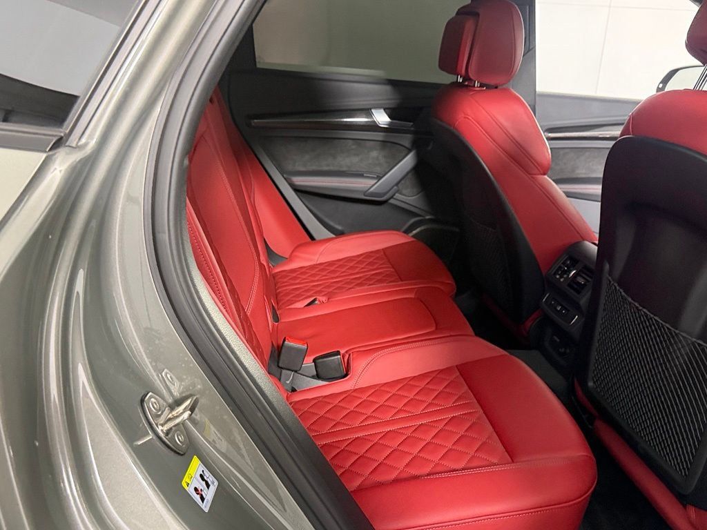 Used 2024 Audi SQ5 Premium Plus AWD/4WD image 27