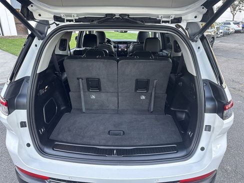 Used 2021 Jeep Grand Cherokee L Limited image 21